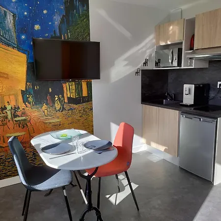 Gogh Apartment *