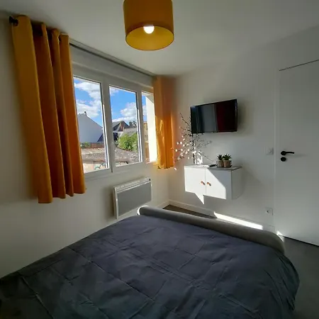 Gogh Apartment Laval (Mayenne)