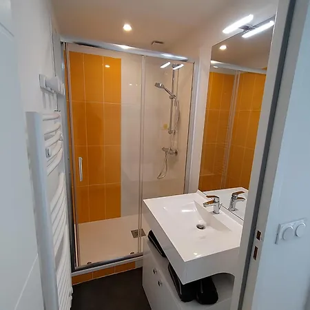 Gogh Apartment